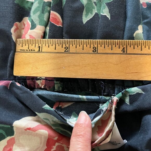 Laura Ashley Green Floral Ruffled King Pillow Shams Set of 2 - Picture 6 of 9